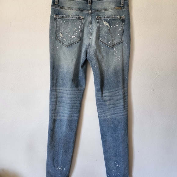 Kancan/Distressed Skinny Jeans - Picture 7 of 12